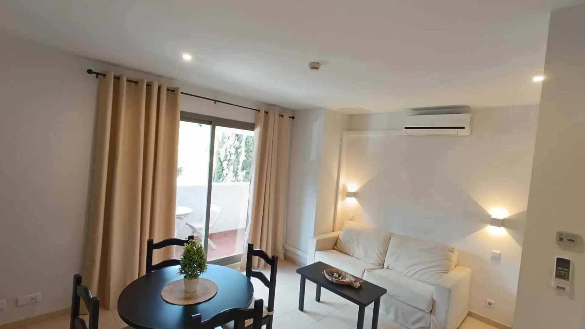 Necoras Boutique El Puerto Apartment El Puerto de Santa Maria 0*,  Spain