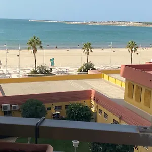 Apartamento Apartamento En Primera Linea De Playa Con Piscina., El Puerto de Santa María